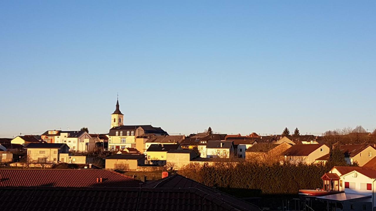 Ferienwohnung Augustin Orscholz Buitenkant foto